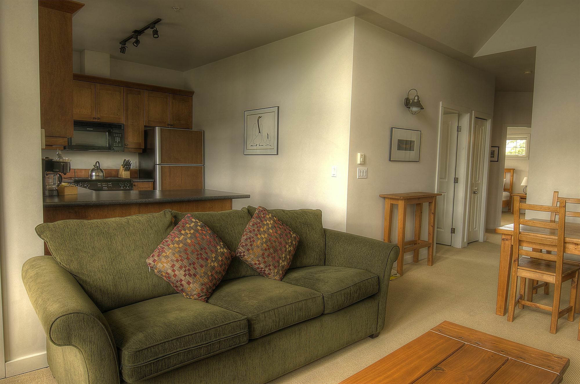 Hotel Waters Edge Shoreside 4*
